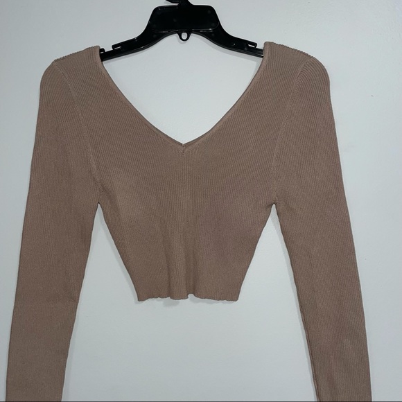Tan Long Sleeve Crop Top - Picture 2 of 5